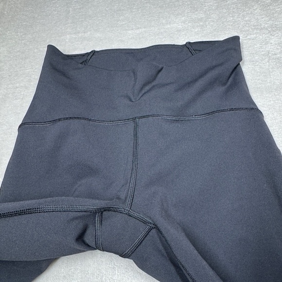 Lululemon Train Times Crop (17") Black Mesh Panels Capri Athletic Leggings 4 - Picture 3 of 16